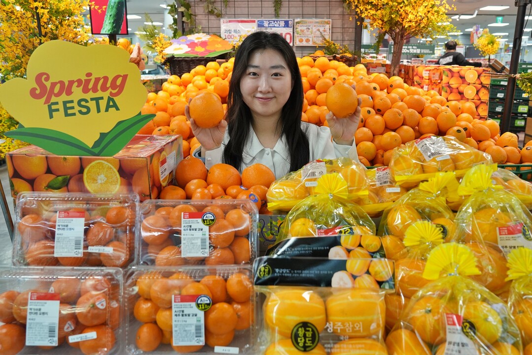 롯데마트, 봄철 대표 과일 할인전 진...