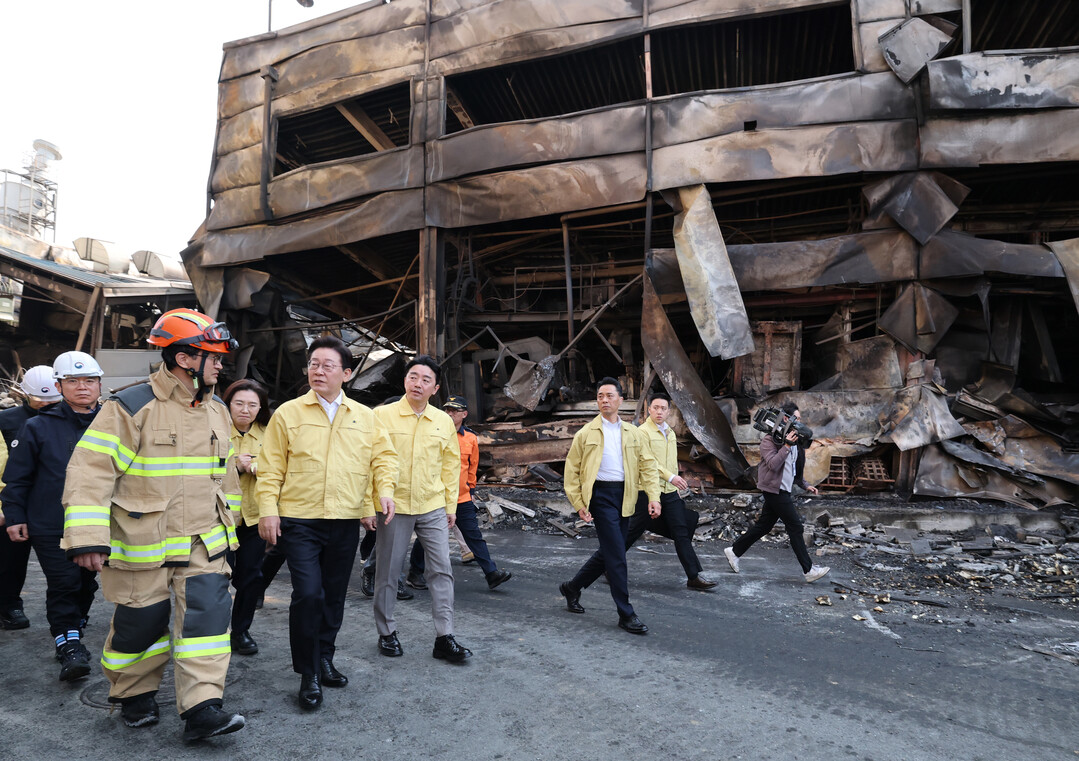 李대통령, 대전화재 참사에 "원인 철...