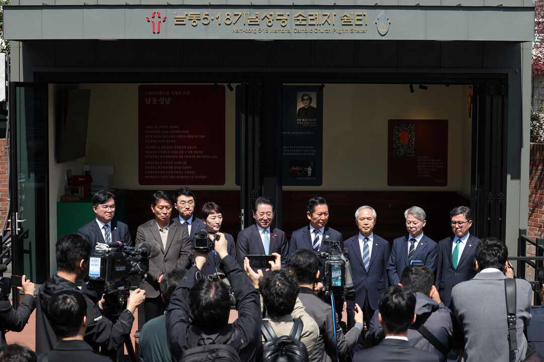 광주 남동성당 찾은 정청래 대표